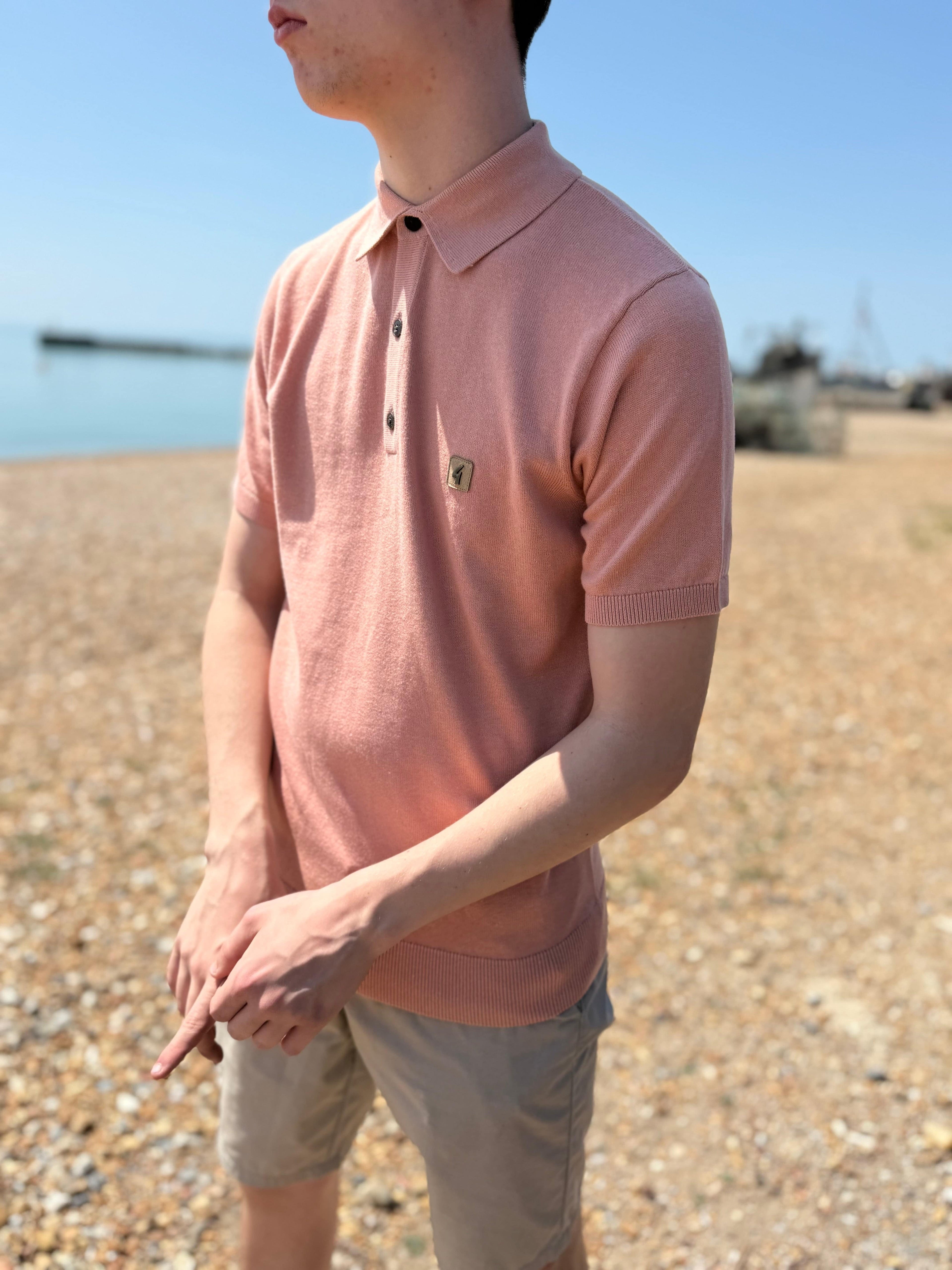 Gabicci Vintage Jackson Short Sleeve Plain Knitted Polo Peach