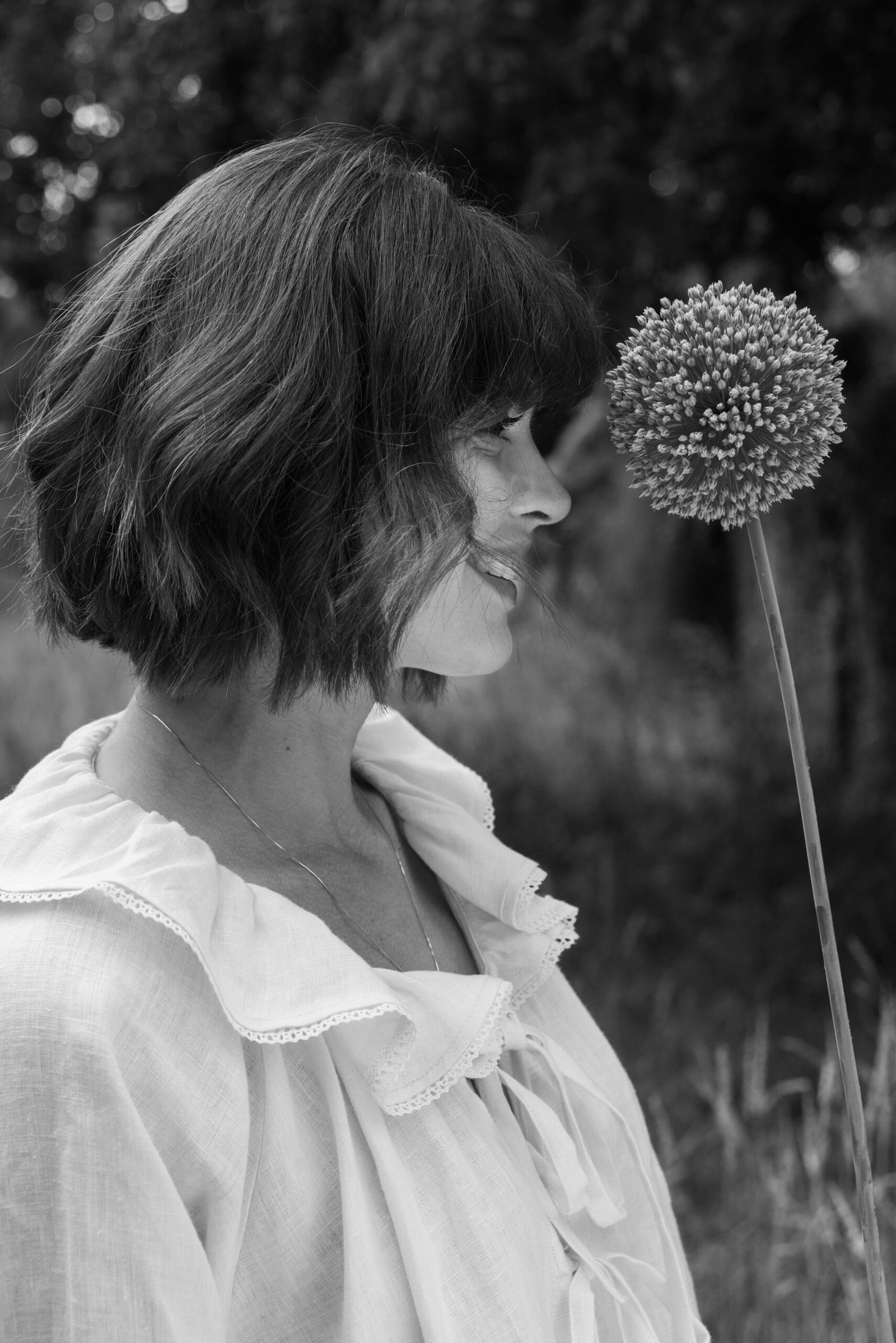 Fraise Tie Front Linen Blouse Pistachio - Image 5