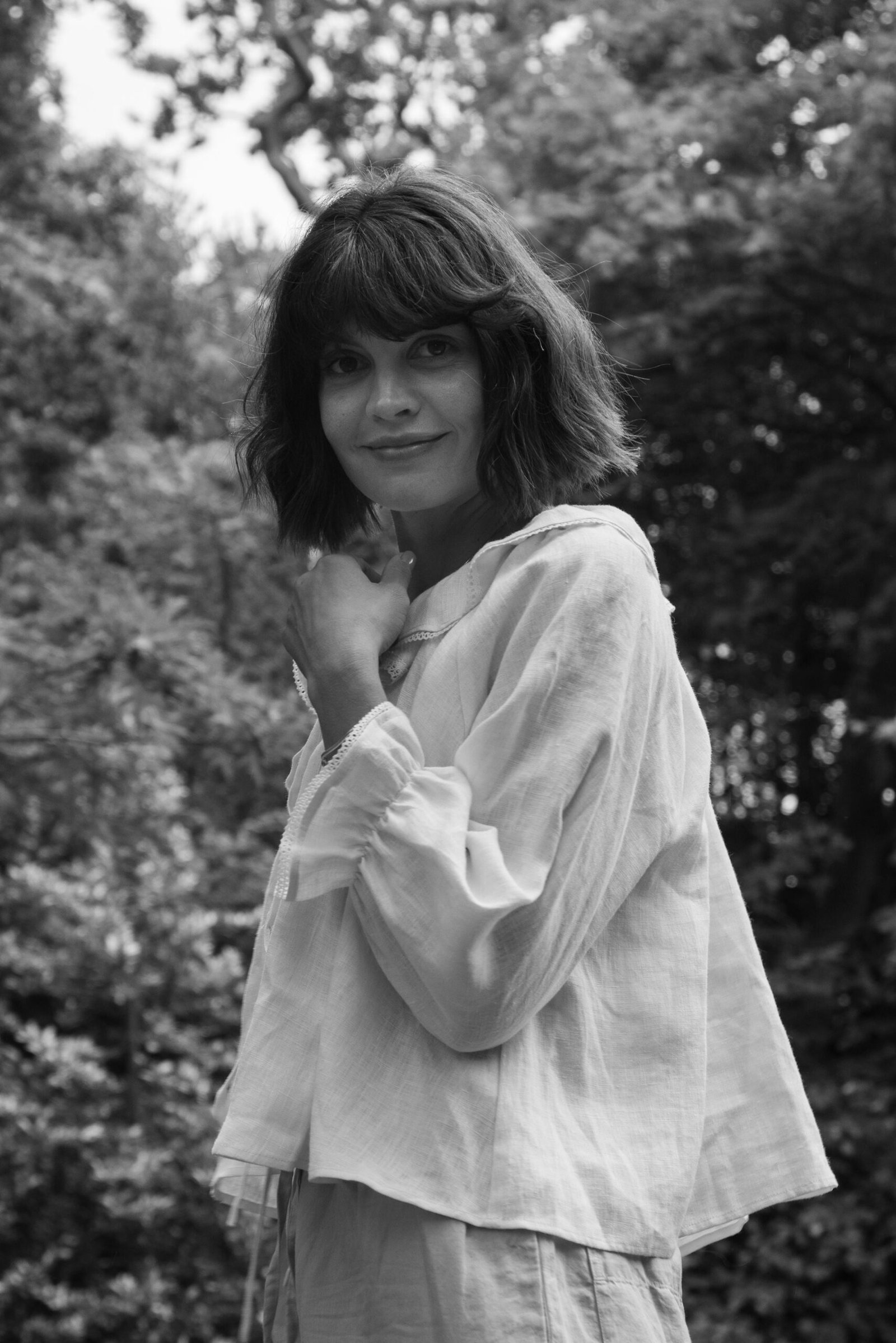 Fraise Tie Front Linen Blouse Raspberry - Image 3