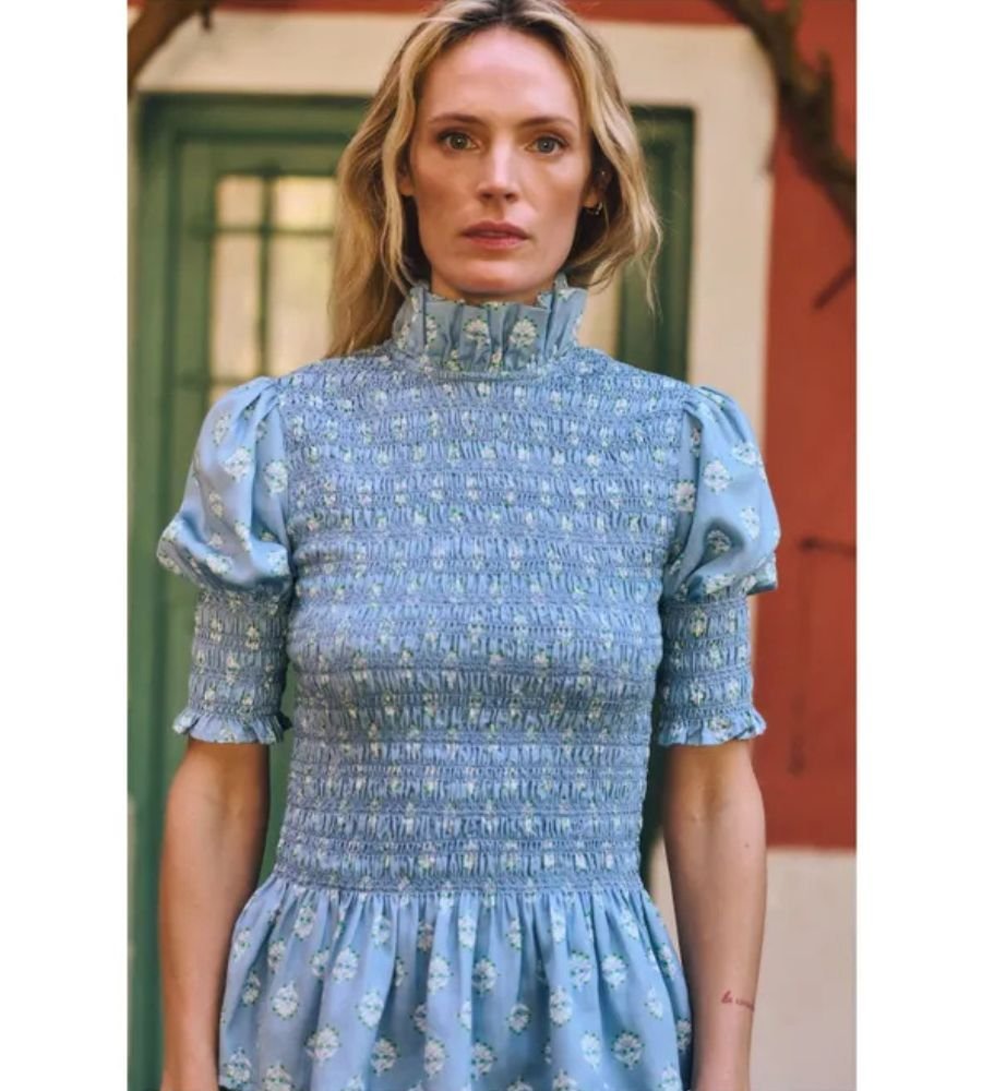 Aleria Shirt - Light Blue Flower Short Sleeve